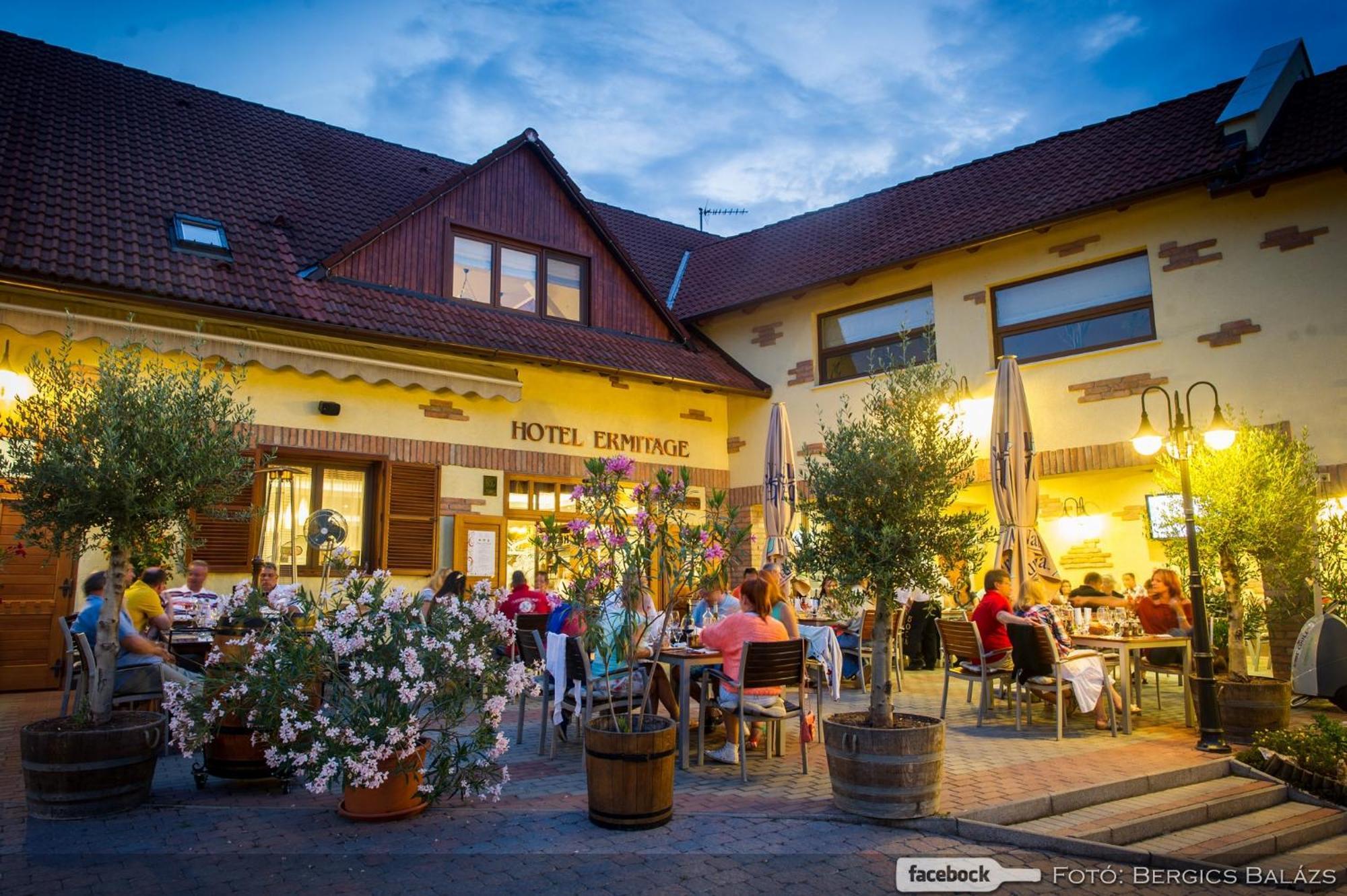 Bock Hotel Ermitage Villány Esterno foto